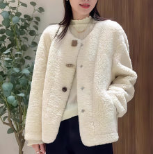 小香风外套女春秋款2023新款微胖mm法式别致娃娃领上衣